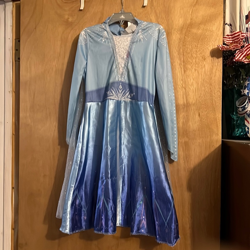 Girls size small Frozen Elsa dress for dress up or Halloween